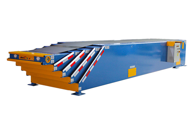 它可以在長度方向上自由伸縮，隨時控制輸送機的長度